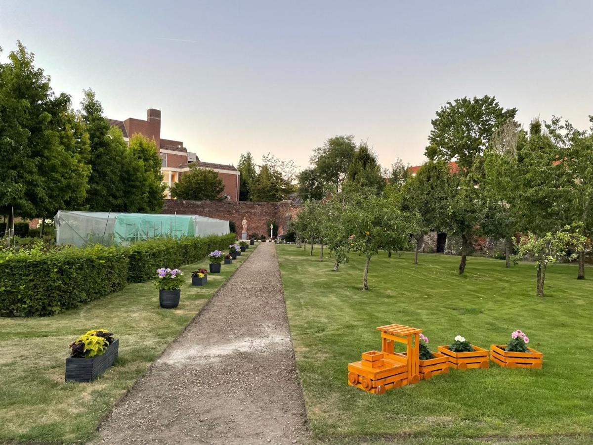 B&B Maria Hart Weert Exterior photo