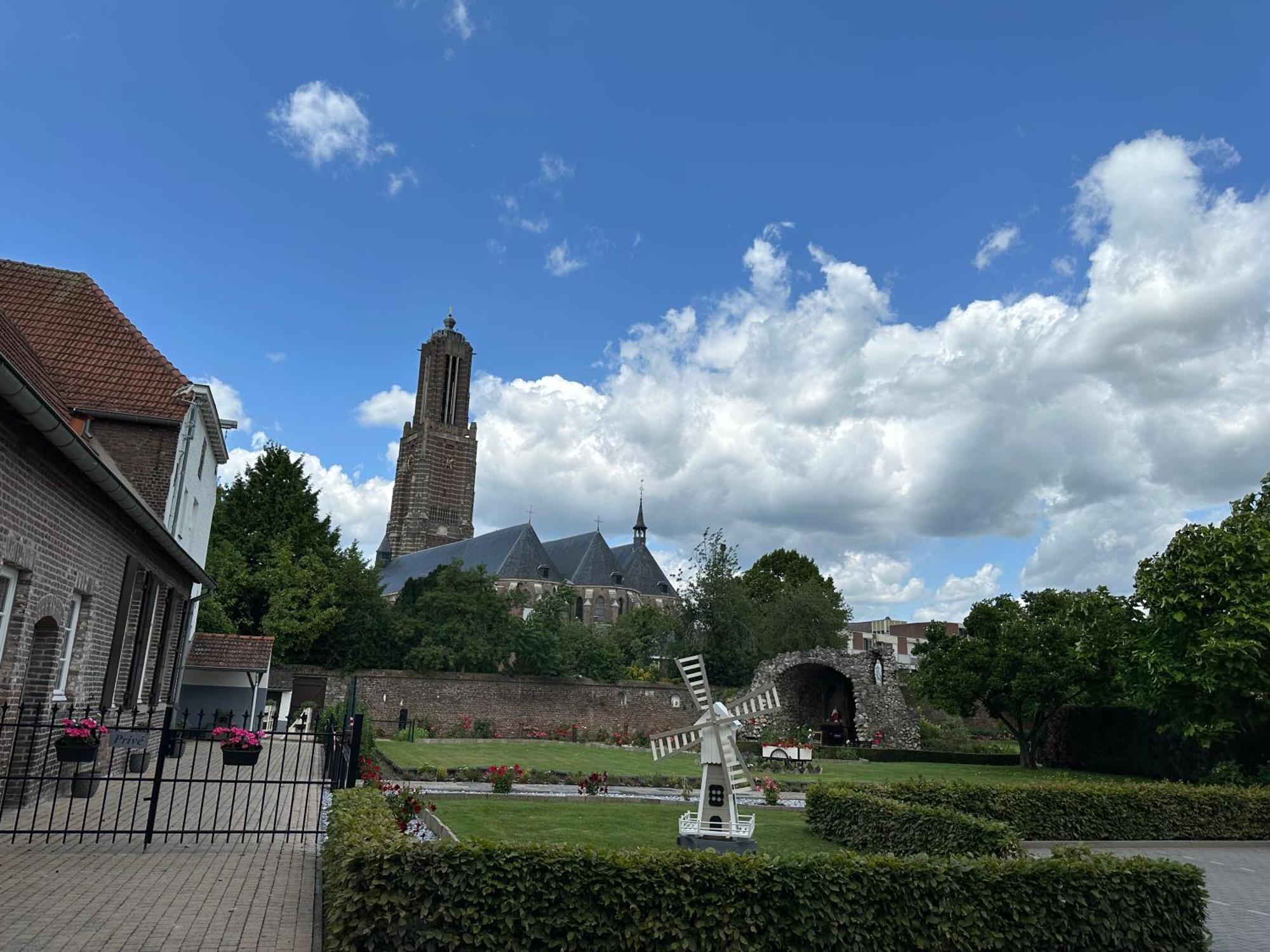 B&B Maria Hart Weert Exterior photo