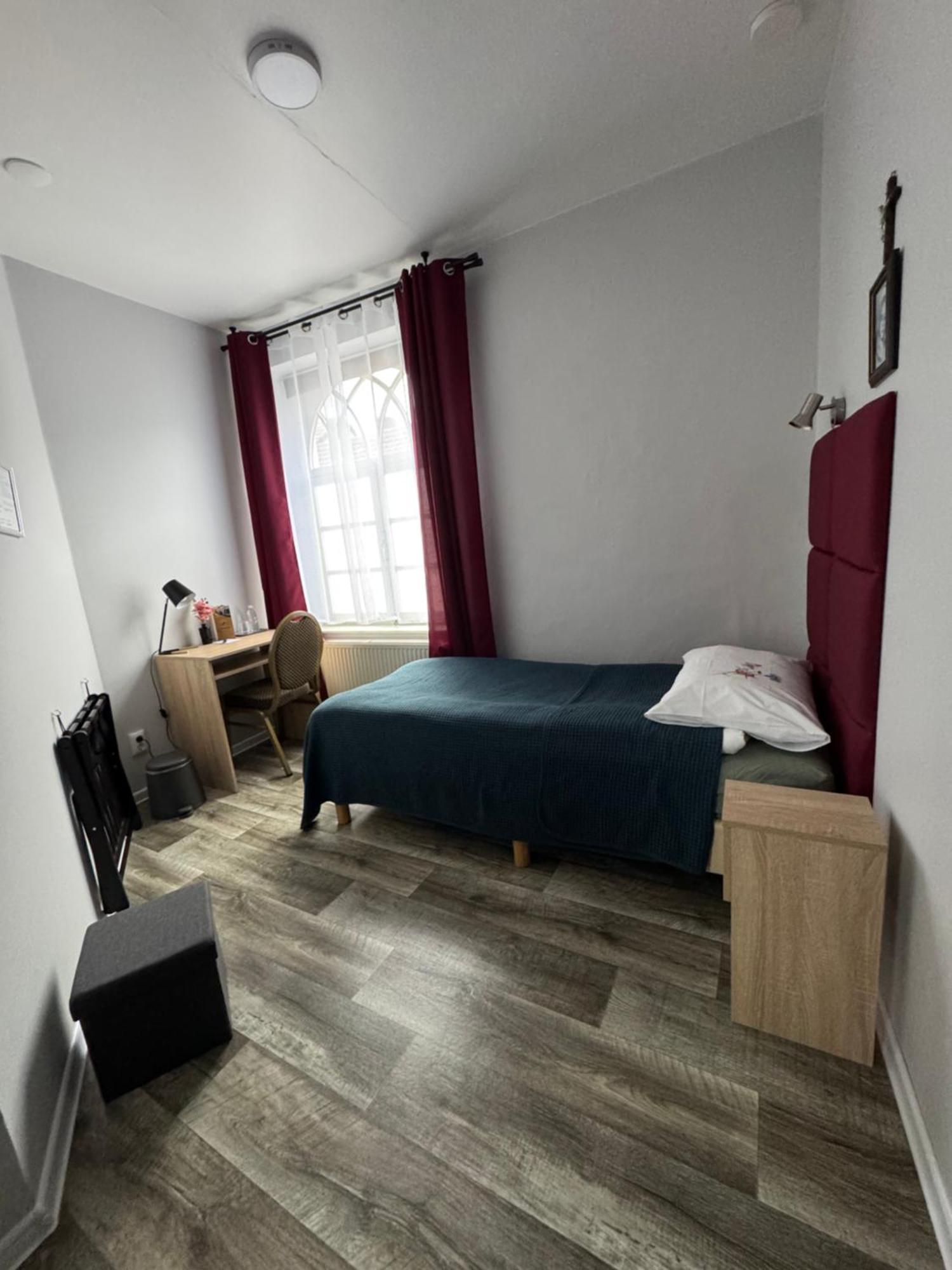 B&B Maria Hart Weert Exterior photo
