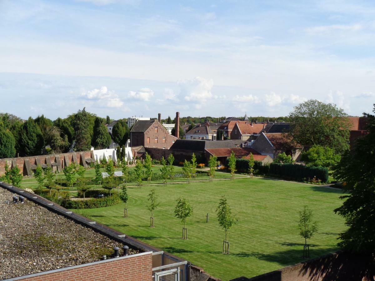 B&B Maria Hart Weert Exterior photo